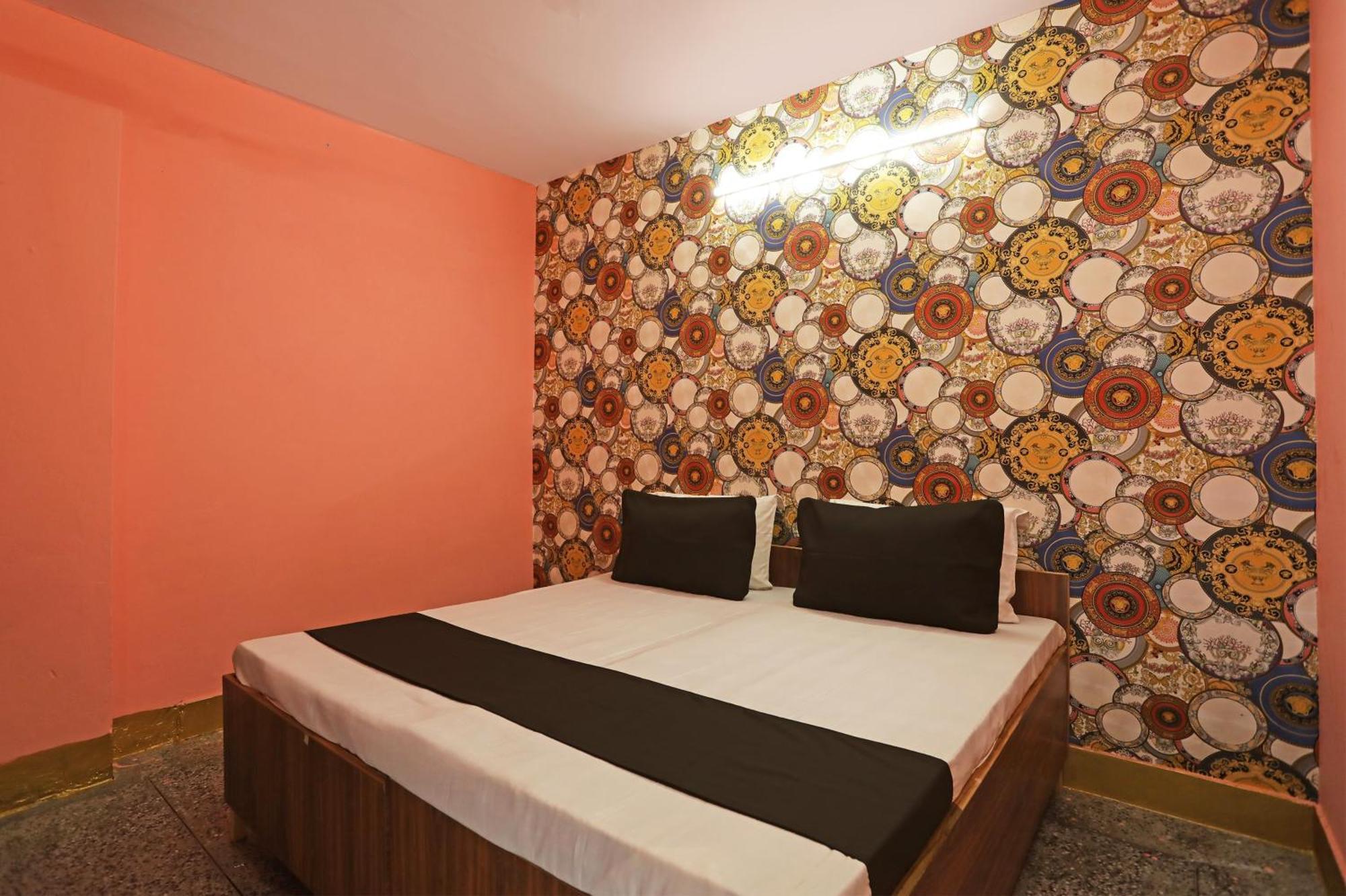 Oyo Kashish Palace New Delhi Exterior photo